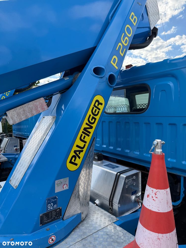 Nissan Podnośnik Koszowy 26 metrów Zwyżka 15 w Bok Wumag Palfinger UDT jak Ruthmann Multitel Gsr - 40
