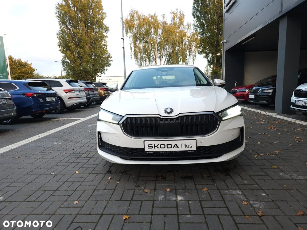 Skoda Superb 2.0 TDI SCR Essence DSG - 4