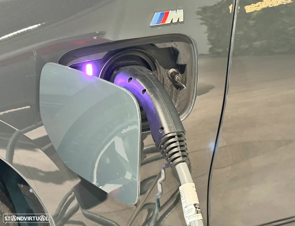 BMW 330 e Touring Pack Desportivo M Pro Auto - 16