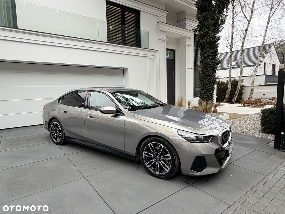 BMW Seria 5 520d xDrive mHEV - 5