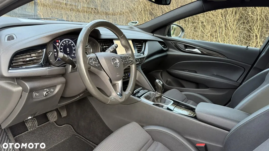Opel Insignia Sports Tourer 2.0 Diesel Elegance - 17