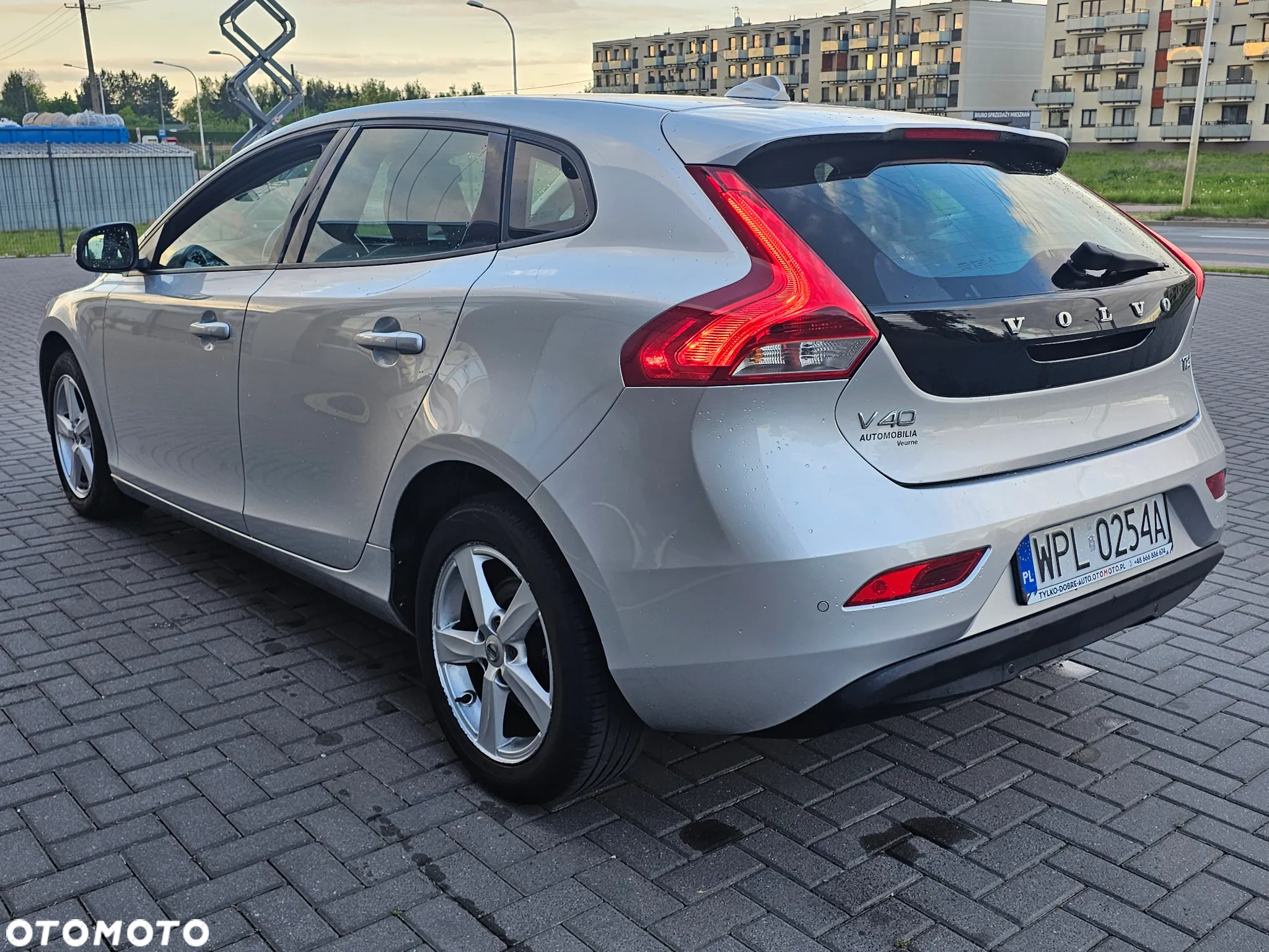 Volvo V40 T2 Summum - 20