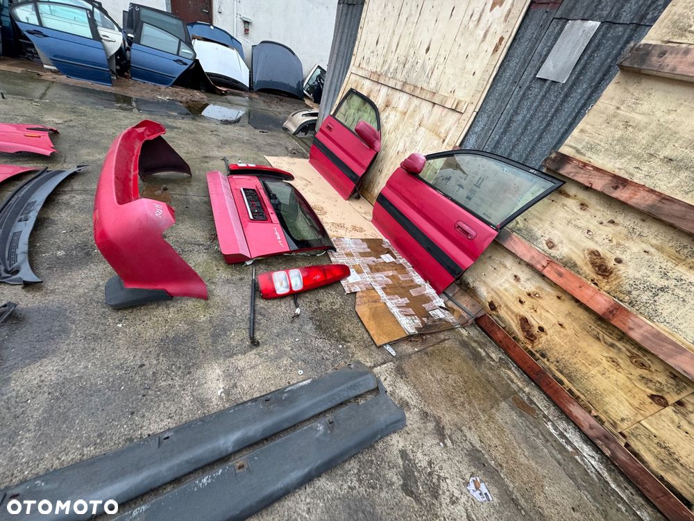 Honda hrv hr-v czerwona maska zderzak przód przedni chłodnice wody klimy chłodnica belka przód lampy przód przednie błotnik prawy lewy podszybie klapa tył tylnia klapa bagażnika zderzak tył tylni lampy tył tylnie progi drzwi - 10