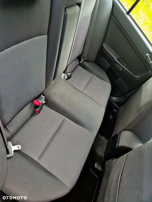 Mitsubishi Lancer - 10