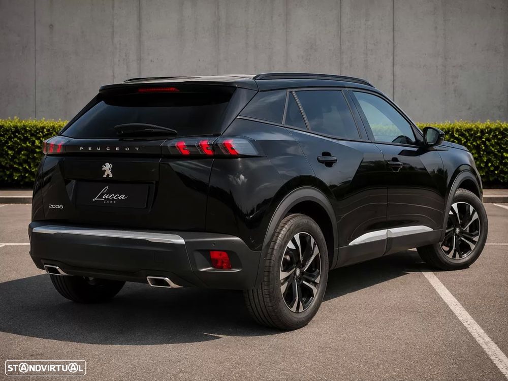 Peugeot 2008 PureTech 130 EAT8 Allure - 4