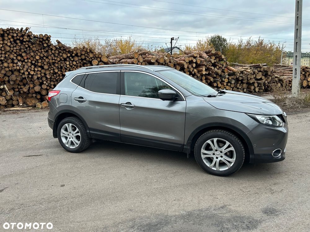 Nissan Qashqai 1.6 dCi ALL-MODE 4x4i TEKNA+ - 12