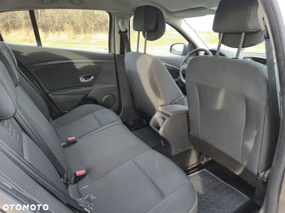 Renault Megane 1.6 16V 100 Expression - 12