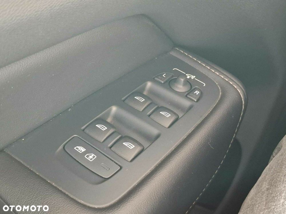 Volvo XC 60 - 29