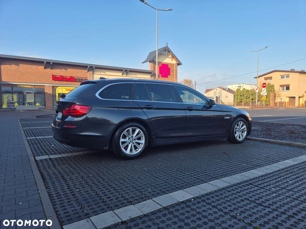 BMW Seria 5 520d - 3
