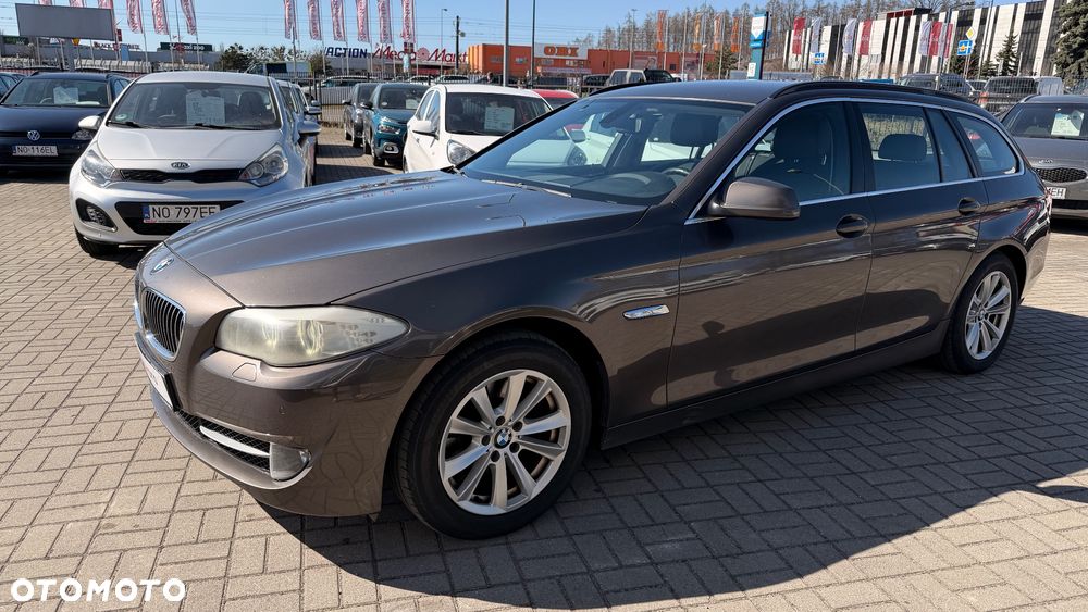 BMW Seria 5 520d Luxury Line - 14