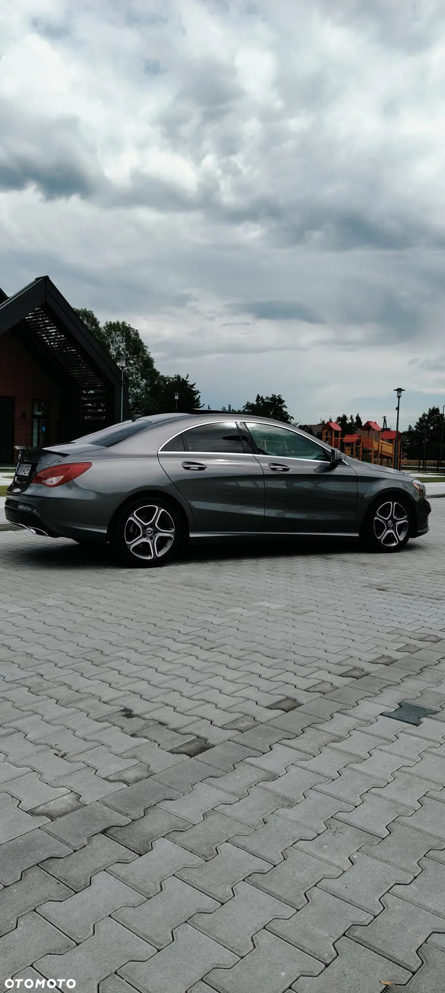 Mercedes-Benz CLA 250 7G-DCT - 4