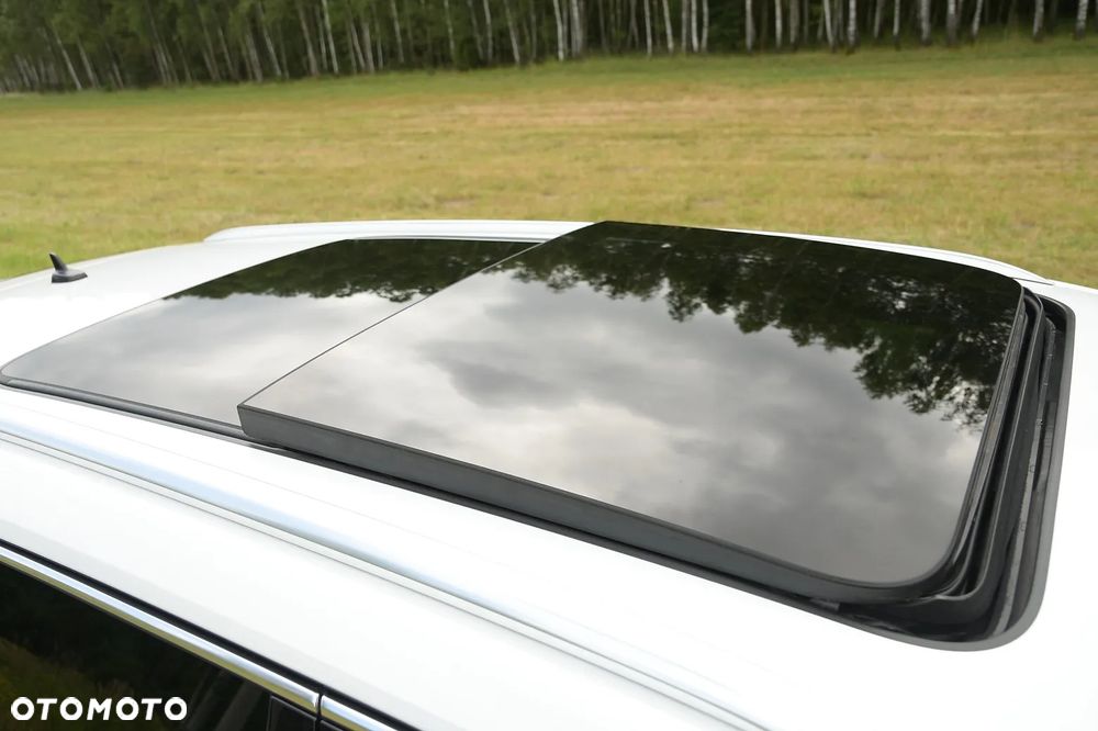 Volkswagen Passat - 17