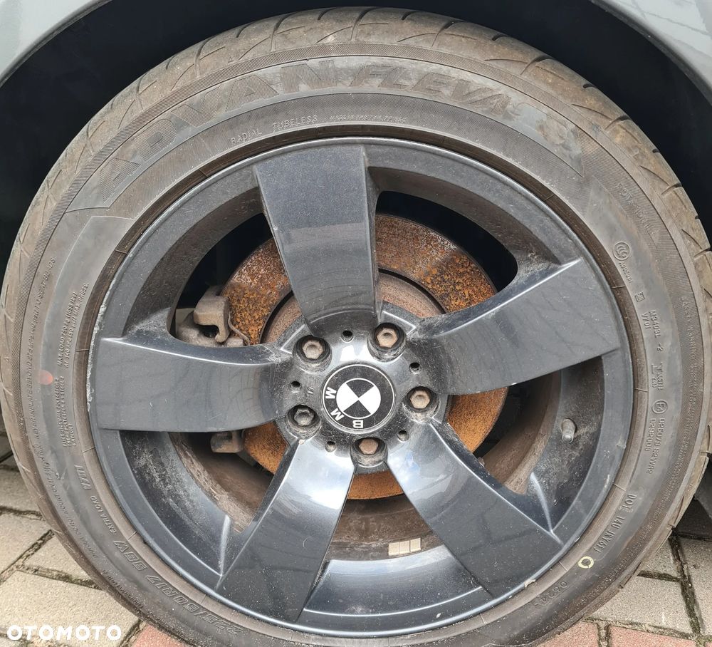 BMW Seria 5 525i - 24