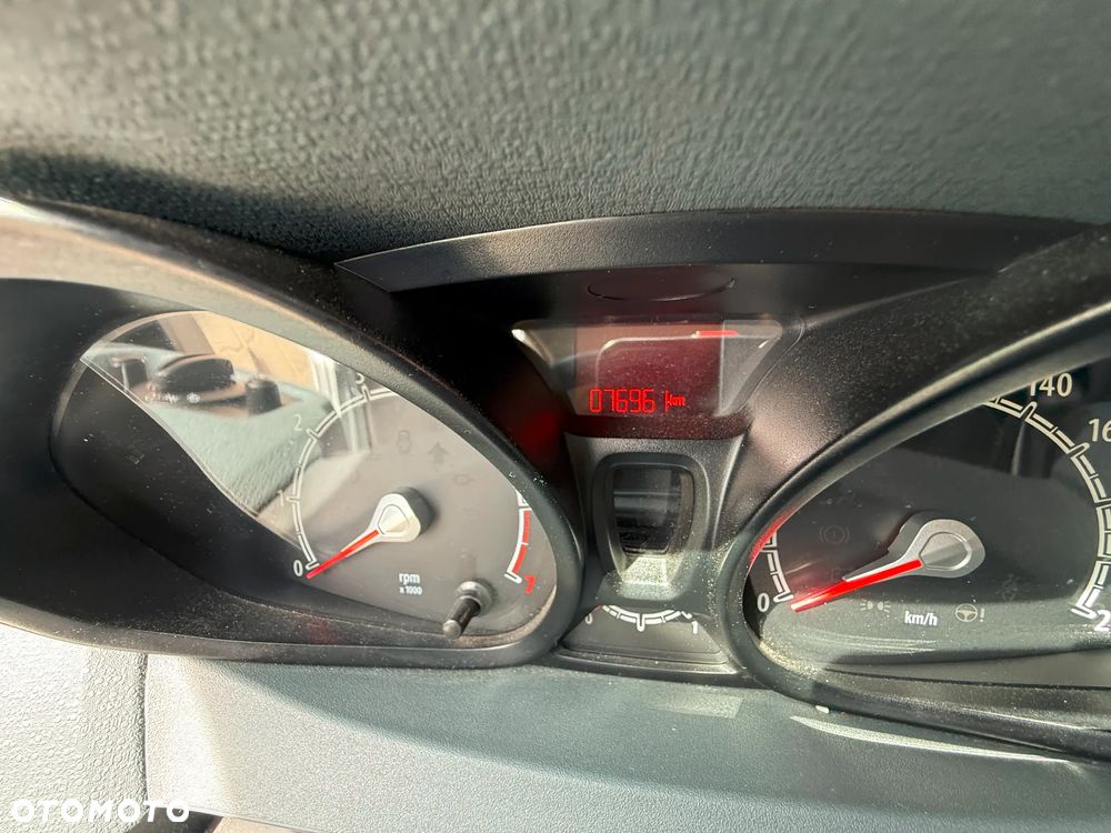 Ford Fiesta 1.25 Trend - 16