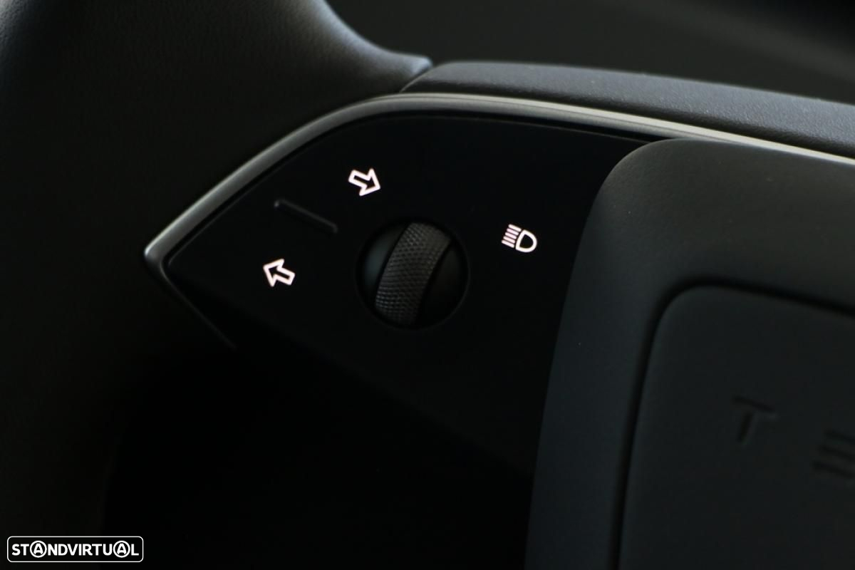 Tesla Model 3 Long Range Tração Integral - 28