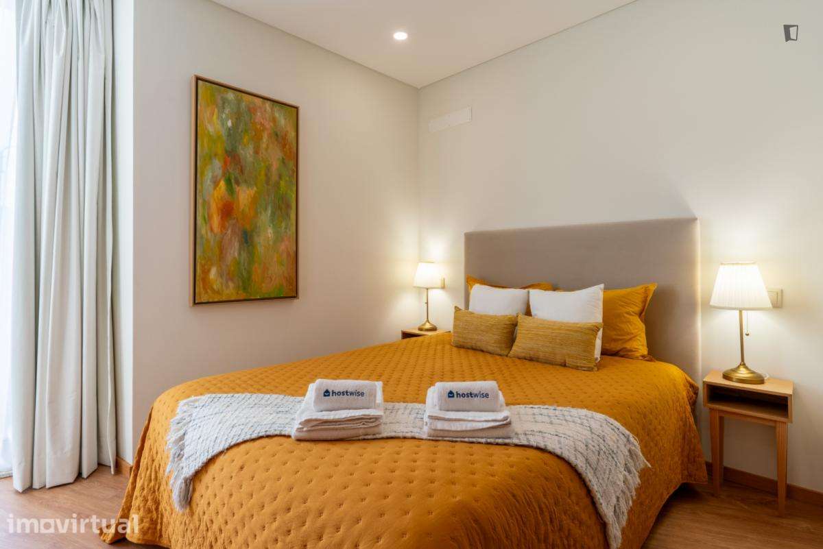 Casa com 2 quartos - localizado em Sé Porto - Grande imagem: 2/35
