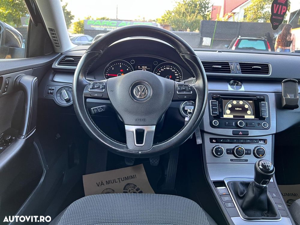 Volkswagen Passat 2.0 Blue TDI SCR Highline - 14