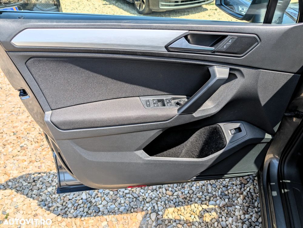 Volkswagen Tiguan 2.0 TDI 4Mot DSG Comfortline - 11