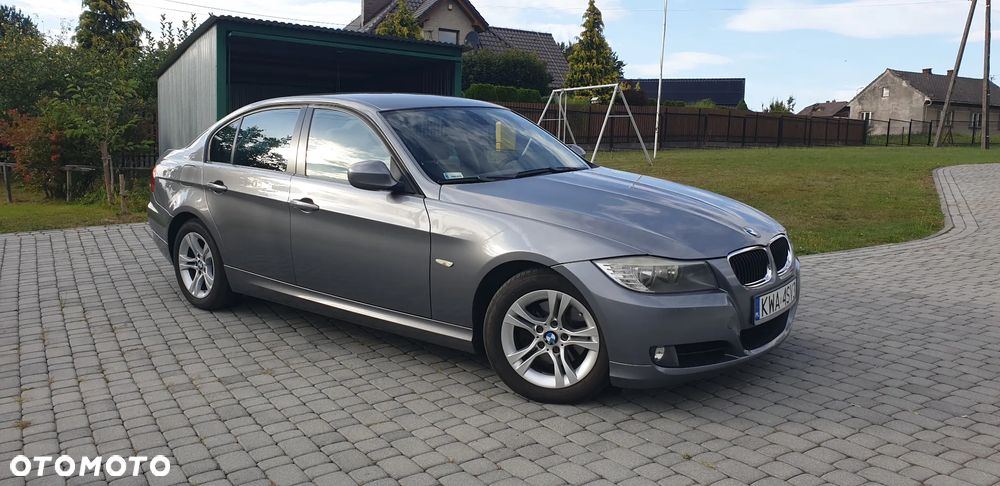 BMW Seria 3 318d - 1