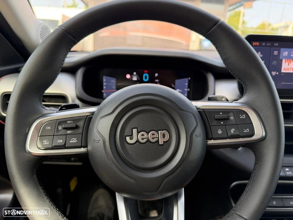 Jeep Avenger 1.2 e-Hybrid Altitude DCT - 28