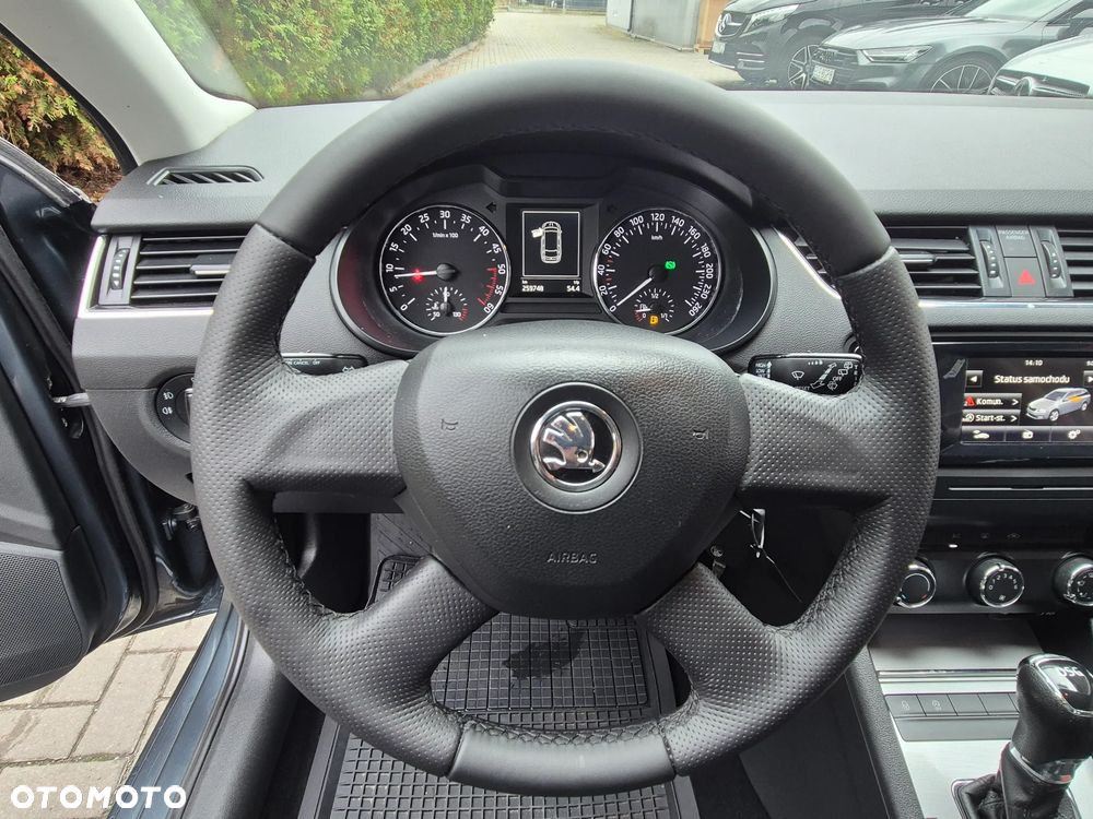 Skoda Octavia 1.6 TDI Edition DSG - 34