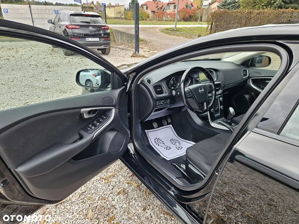 Volvo V40 D3 Momentum - 15