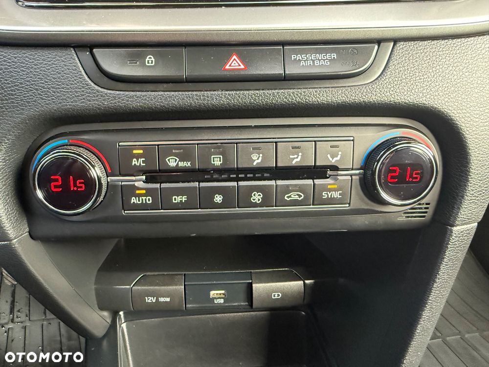 Kia Ceed 1.4 T-GDI M - 18
