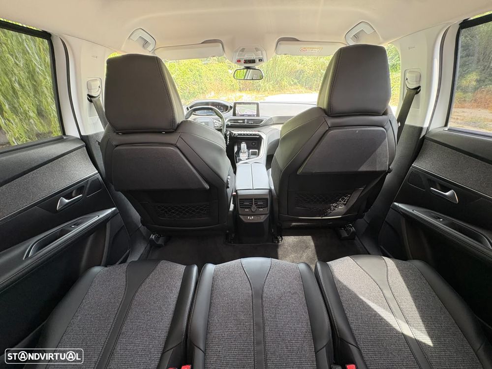 Peugeot 5008 BlueHDI 120 EAT6 Stop & Start Allure - 32
