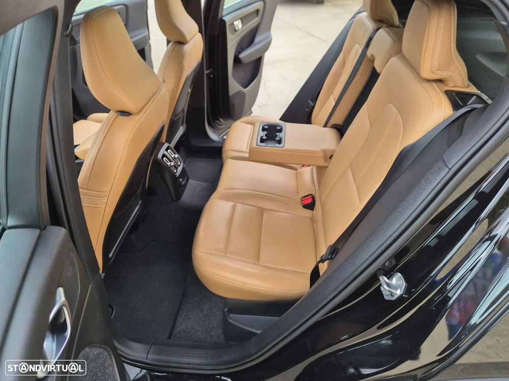 Volvo XC 40 1.5 T5 PHEV Inscription - 38