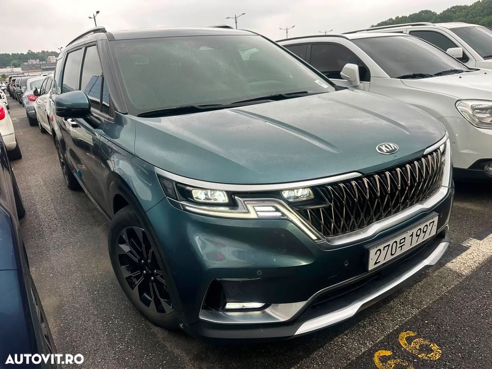 KIA Carnival 2021 — imagine 21