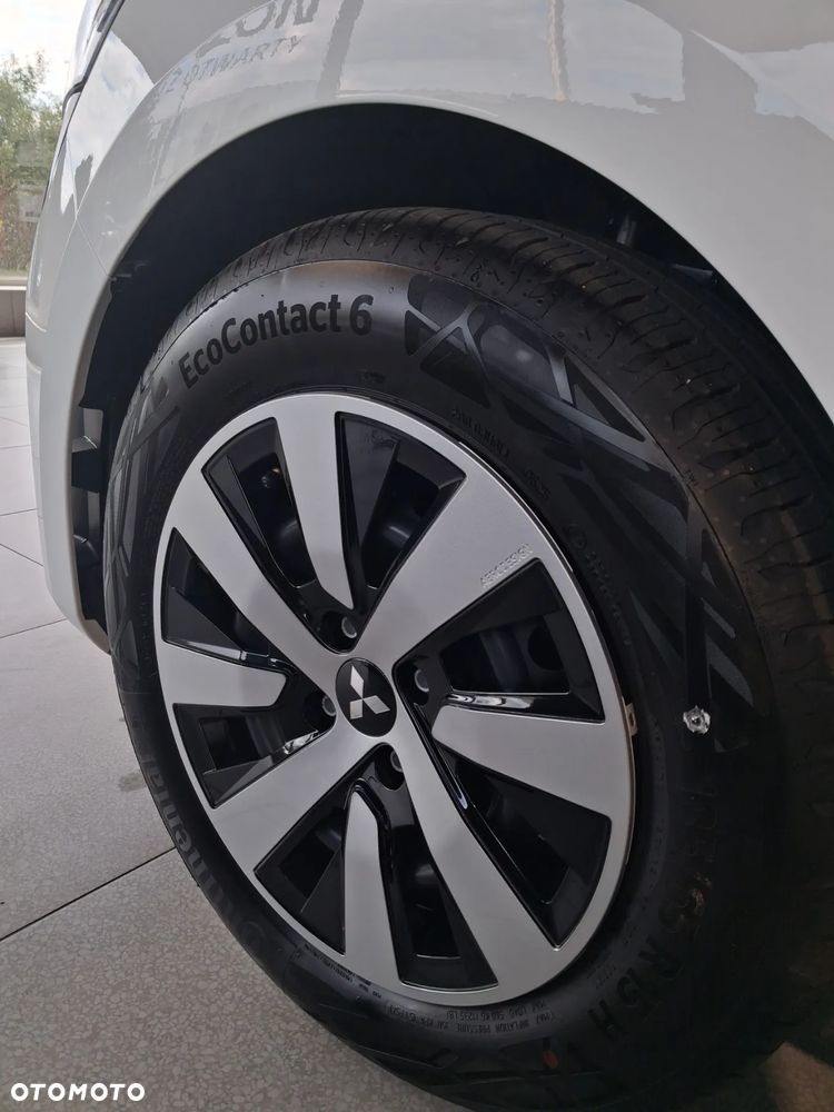 Mitsubishi Colt 1.0T Invite - 17