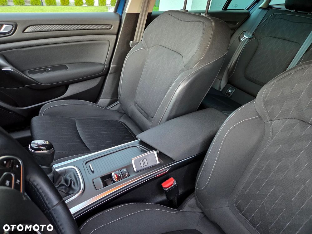 Renault Megane 1.5 Blue dCi Limited - 16