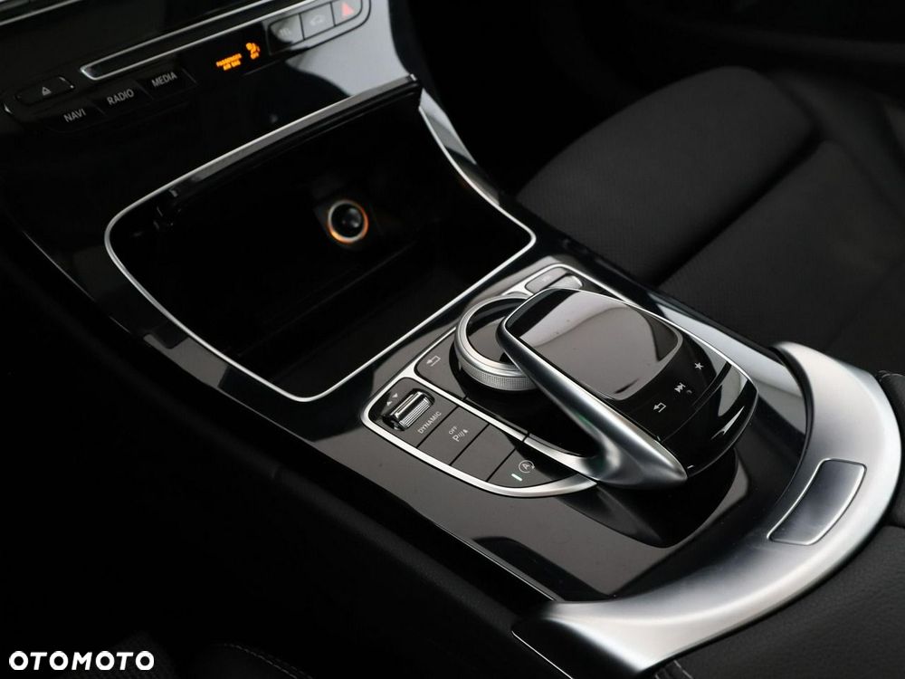 Mercedes-Benz Klasa C 180 7G-TRONIC Avantgarde - 28