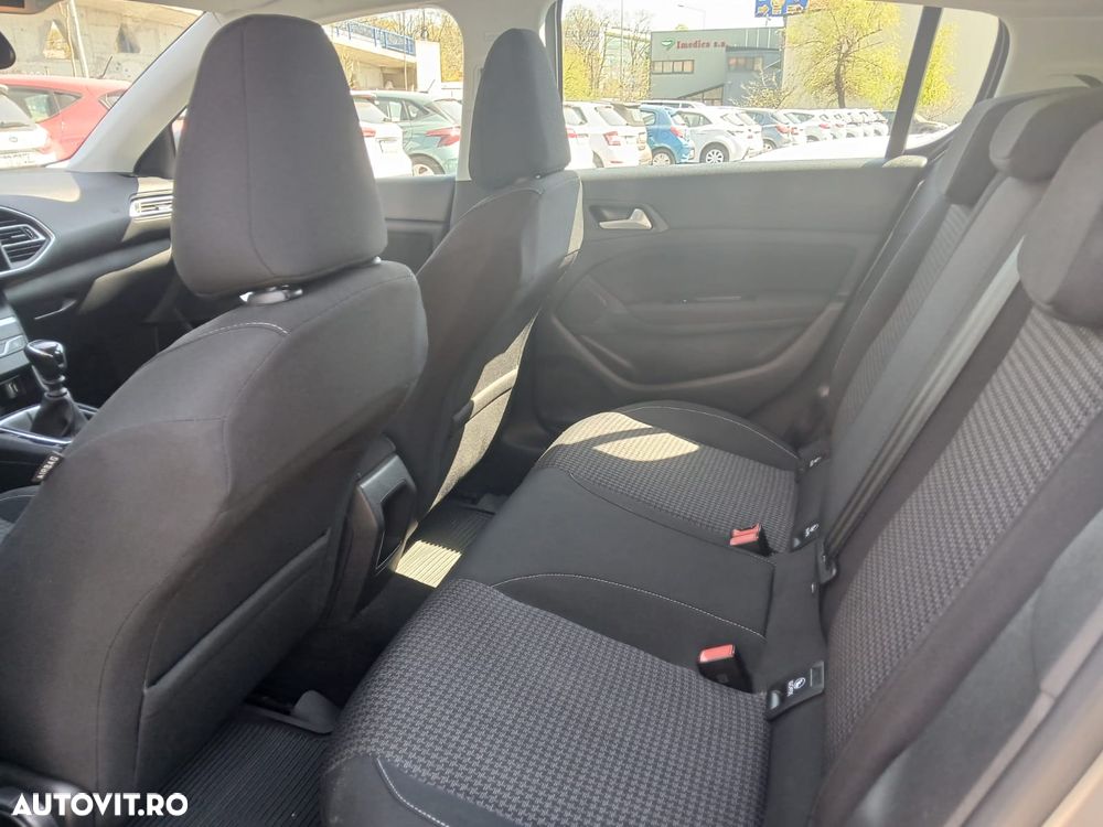 Peugeot 308 1.2L PureTech S&S BVM6 Active Pack - 5