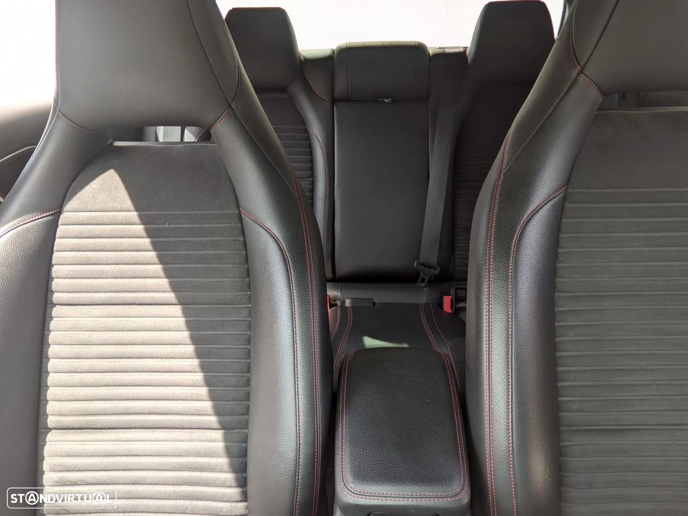 Mercedes-Benz CLA 180 (CDI) d AMG Line - 11