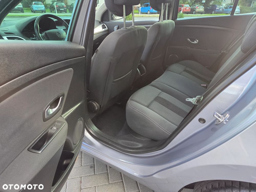 Renault Megane 1.6 16V 110 Dynamique - 16