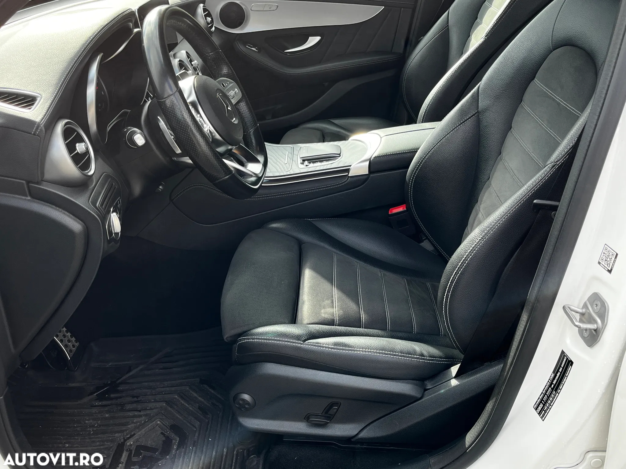 Mercedes-Benz GLC 300 de 4MATIC - 10