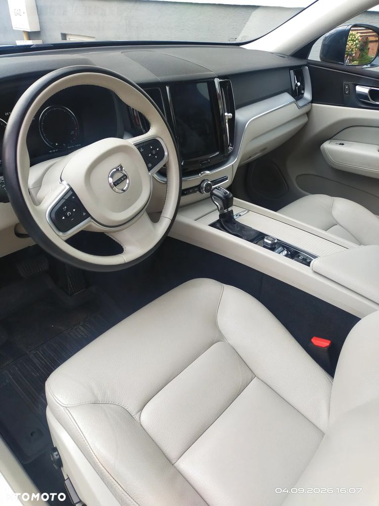 Volvo XC 60 T5 AWD Momentum - 13