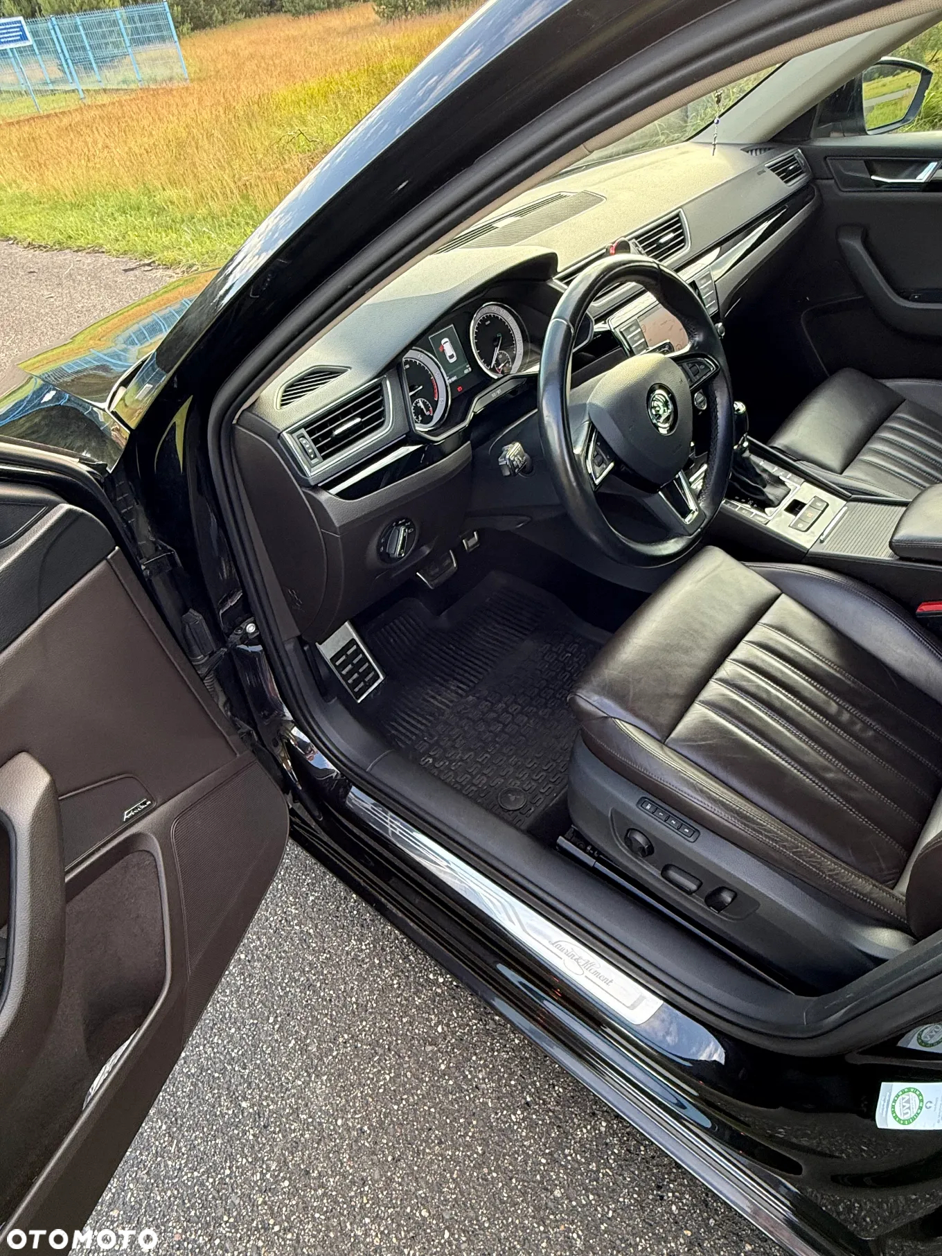 Skoda Superb 2.0 TDI 4x4 DSG L&K - 10