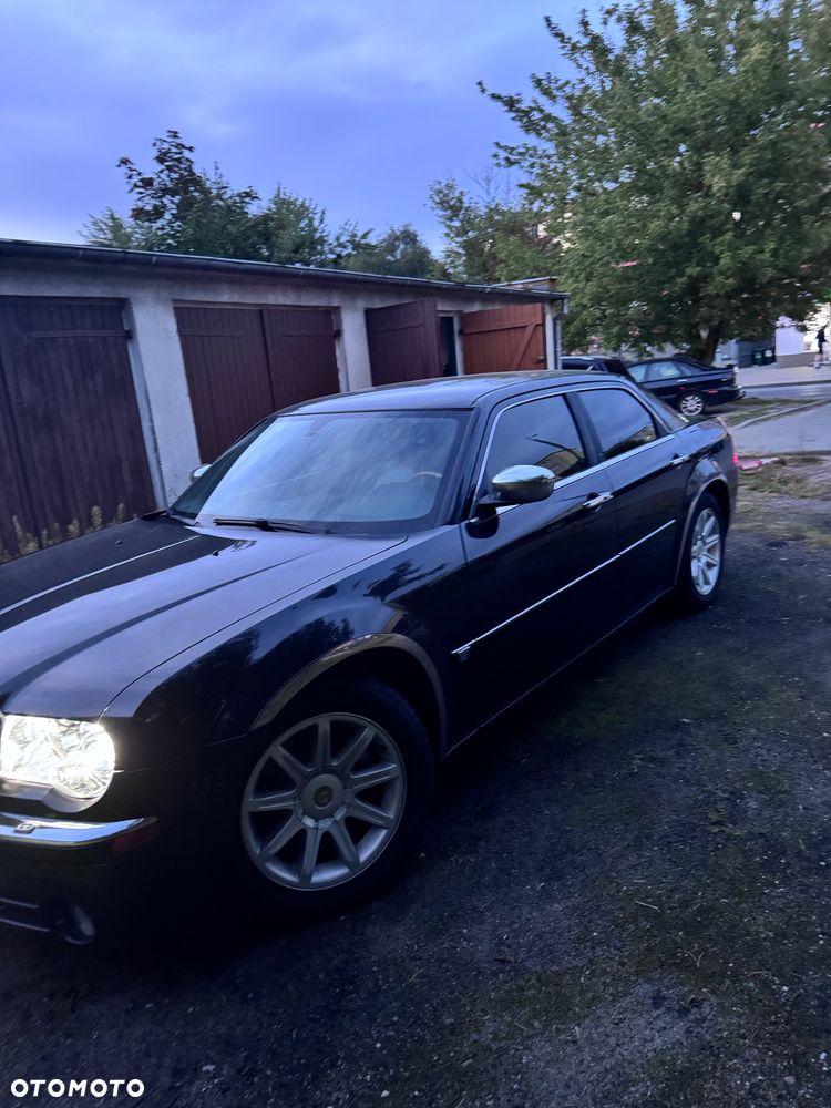 Chrysler 300C - 4