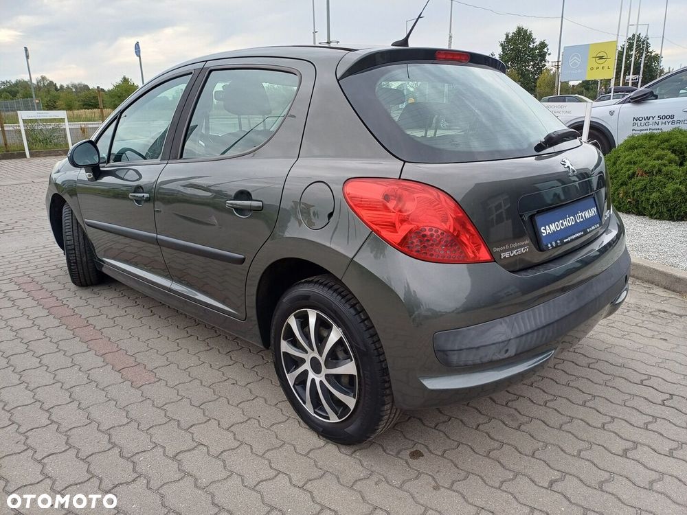 Peugeot 207 1.4 16V Trendy - 4