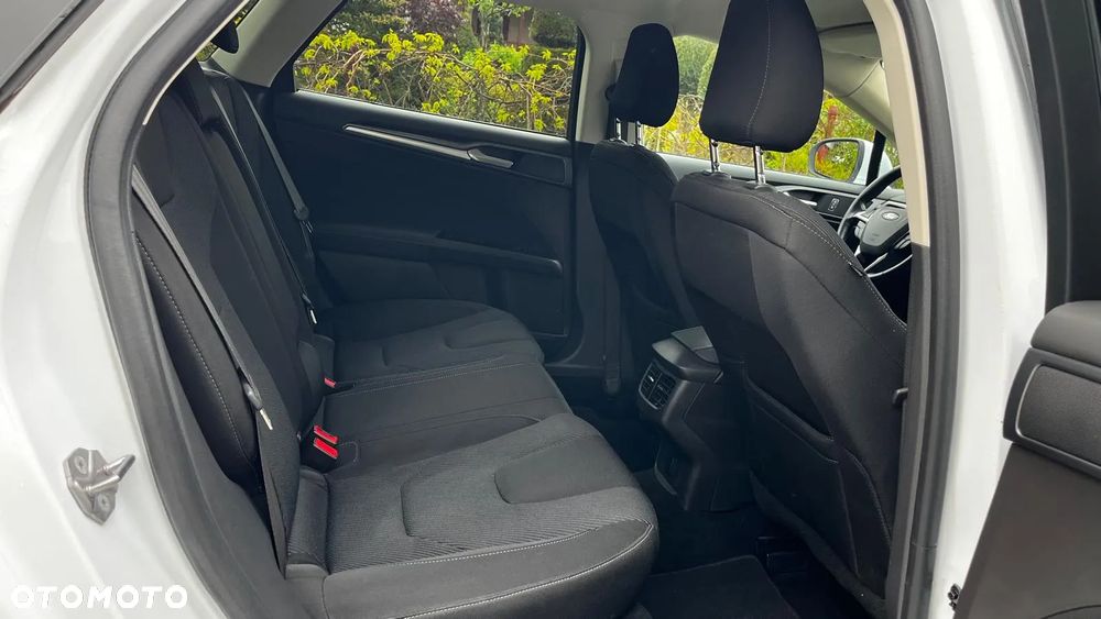 Ford Mondeo SW 1.5 EcoBoost Titanium - 21