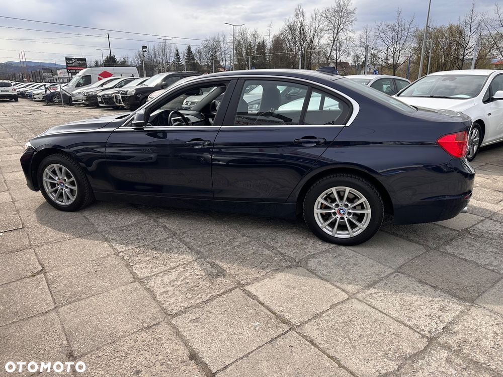 BMW Seria 3 318d Blue Performance Sport Line - 24