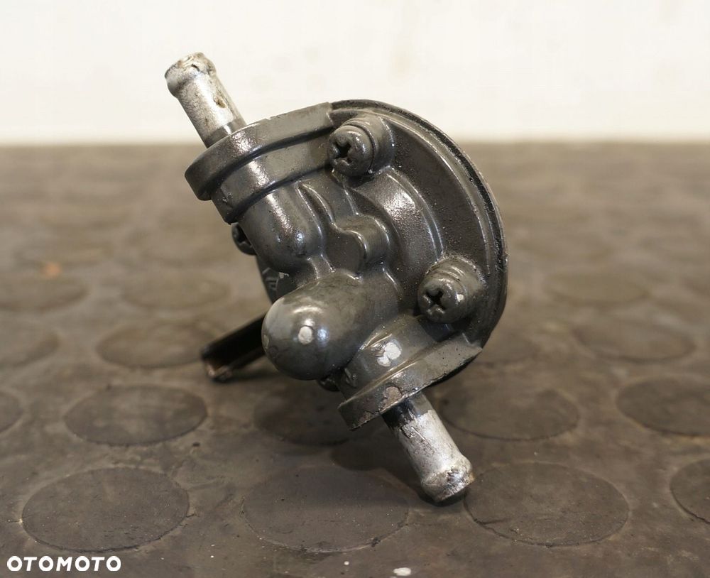 POMPA PALIWA AIXAM MICROCAR KUBOTA 0.4D Z402 - 1