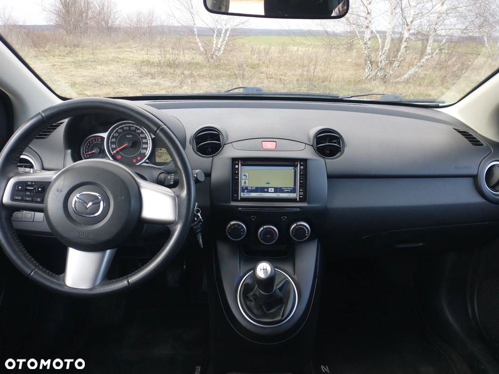 Mazda 2 1.3 MZR Edition 40 Jahre - 9
