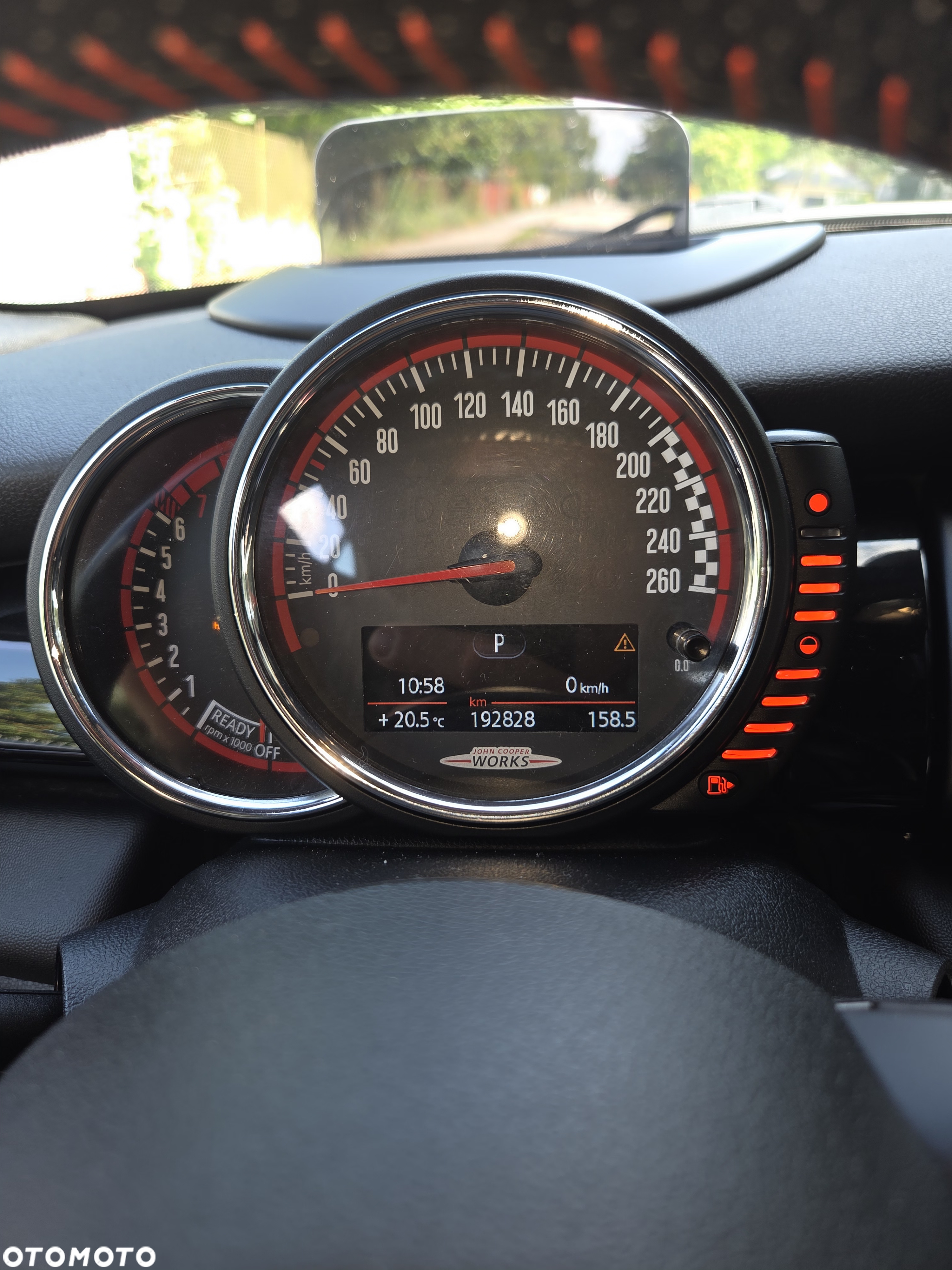 MINI John Cooper Works - 8