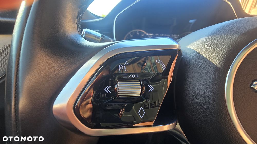 Jaguar F-Pace P250 AWD - 35