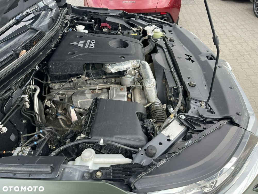 Mitsubishi L200 Pick Up 4x4 S&S Double Cab Basis - 14