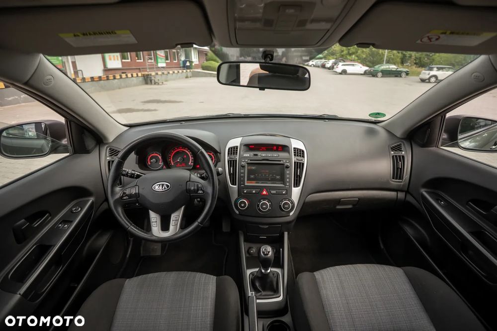 Kia Ceed 1.4 CVVT - 22