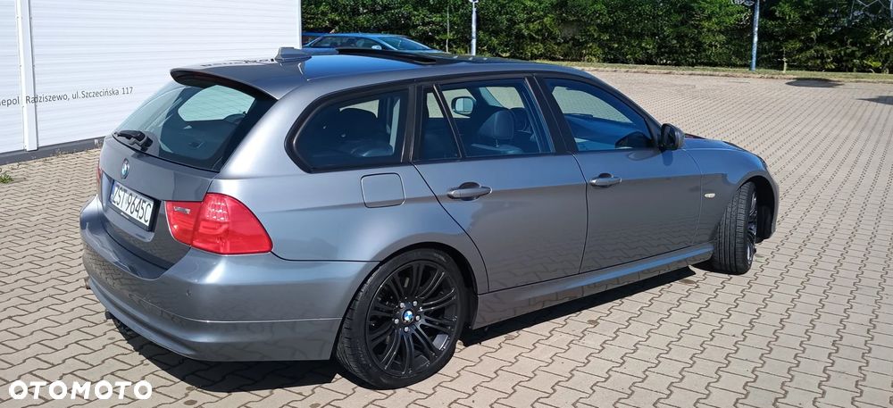 BMW Seria 3 318d Luxury Line - 3